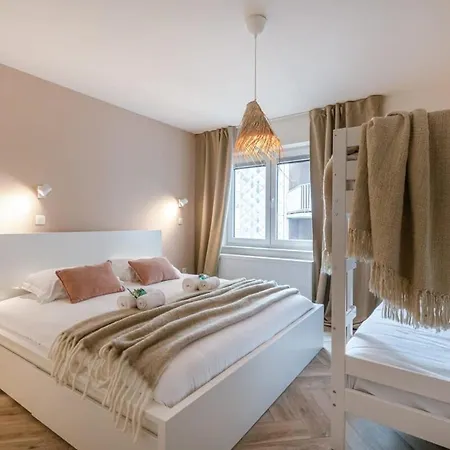 Juan - Modern In With 2 Bedrooms * Ostend